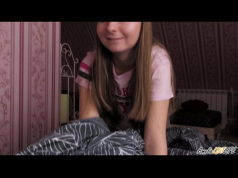 ❤️ Blondinka globoko sesa svojega prijatelja in dobi spermo v usta Porno pri nas ️❤